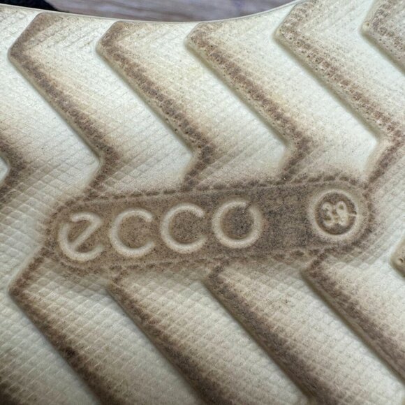 Ecco Tan/Gray Leather Walking Shoe Women's Size EU 39 - Picture 5 of 6